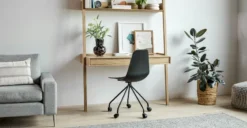 Svelti Pure Black Office Chair - Ergonomic Comfort for Modern Workspaces