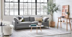 Kirun Oak Console - Stylish & Functional Entryway Table for Modern Homes