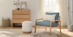 Pica Ivory Bouclé Ottoman - Luxurious Modern Pouf for Elegant Home Decor